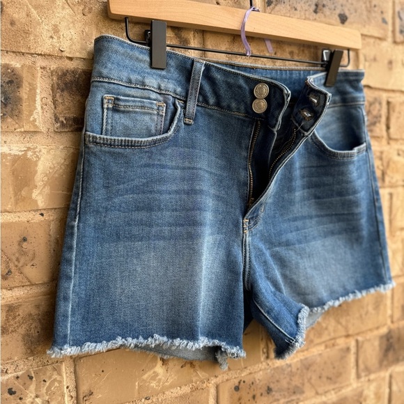 Just Black Denim Women's Shorts size 29 - Picture 3 of 13